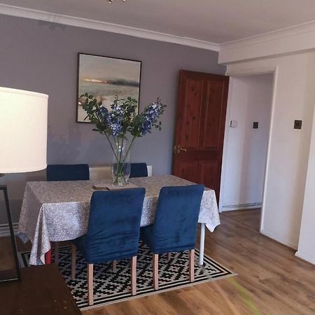 2 Bed Flat, Bounds Green, Piccadilly Line, London N11 Luaran gambar