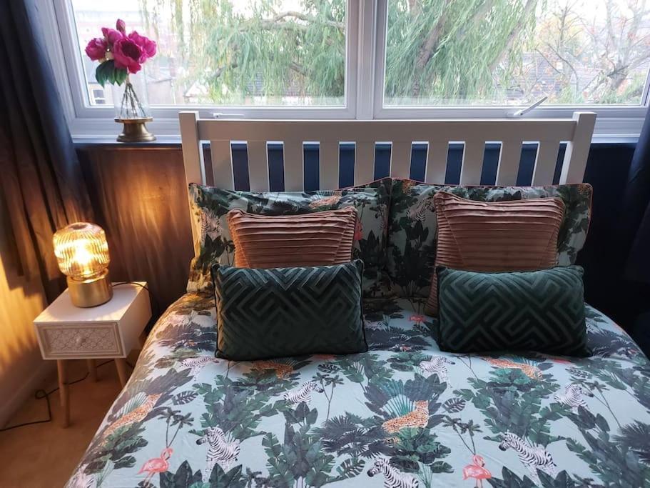 2 Bed Flat, Bounds Green, Piccadilly Line, London N11 Luaran gambar