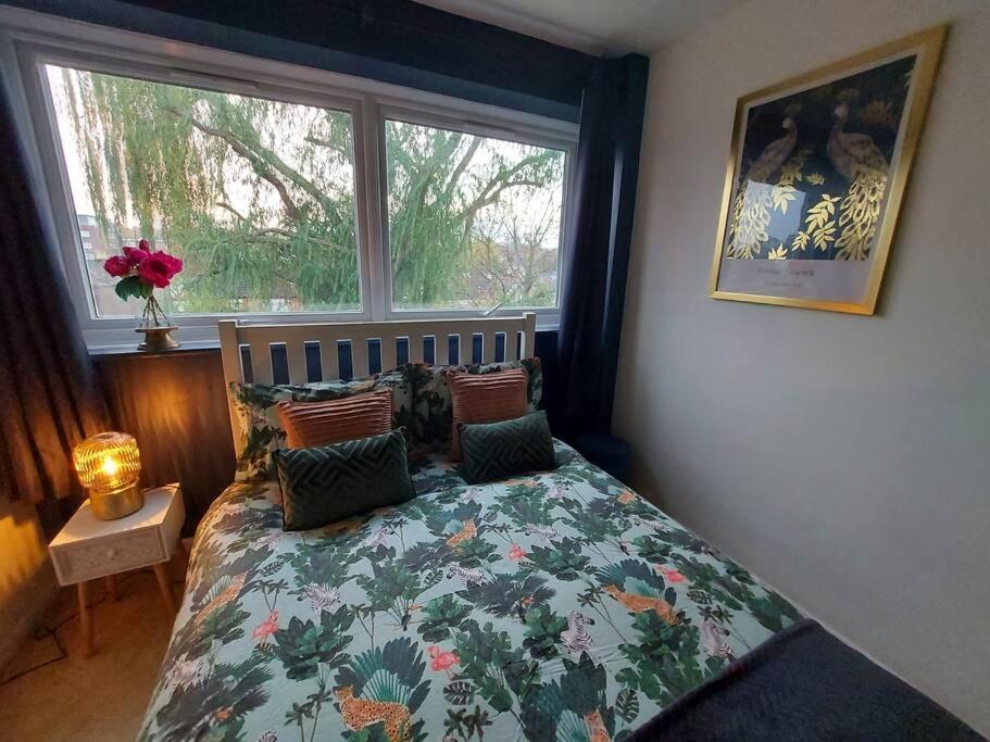 2 Bed Flat, Bounds Green, Piccadilly Line, London N11 Luaran gambar