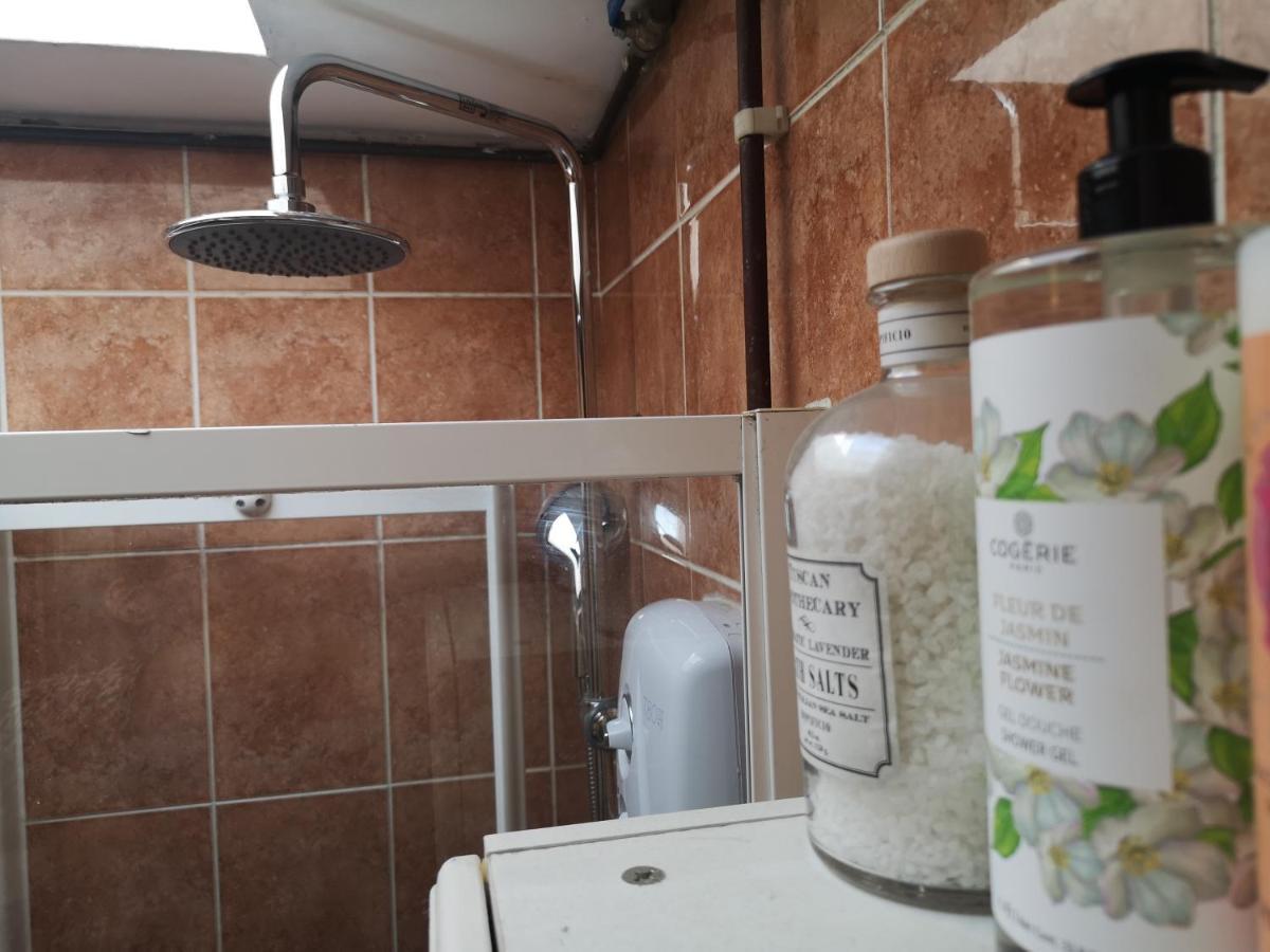 2 Bed Flat, Bounds Green, Piccadilly Line, London N11 Luaran gambar